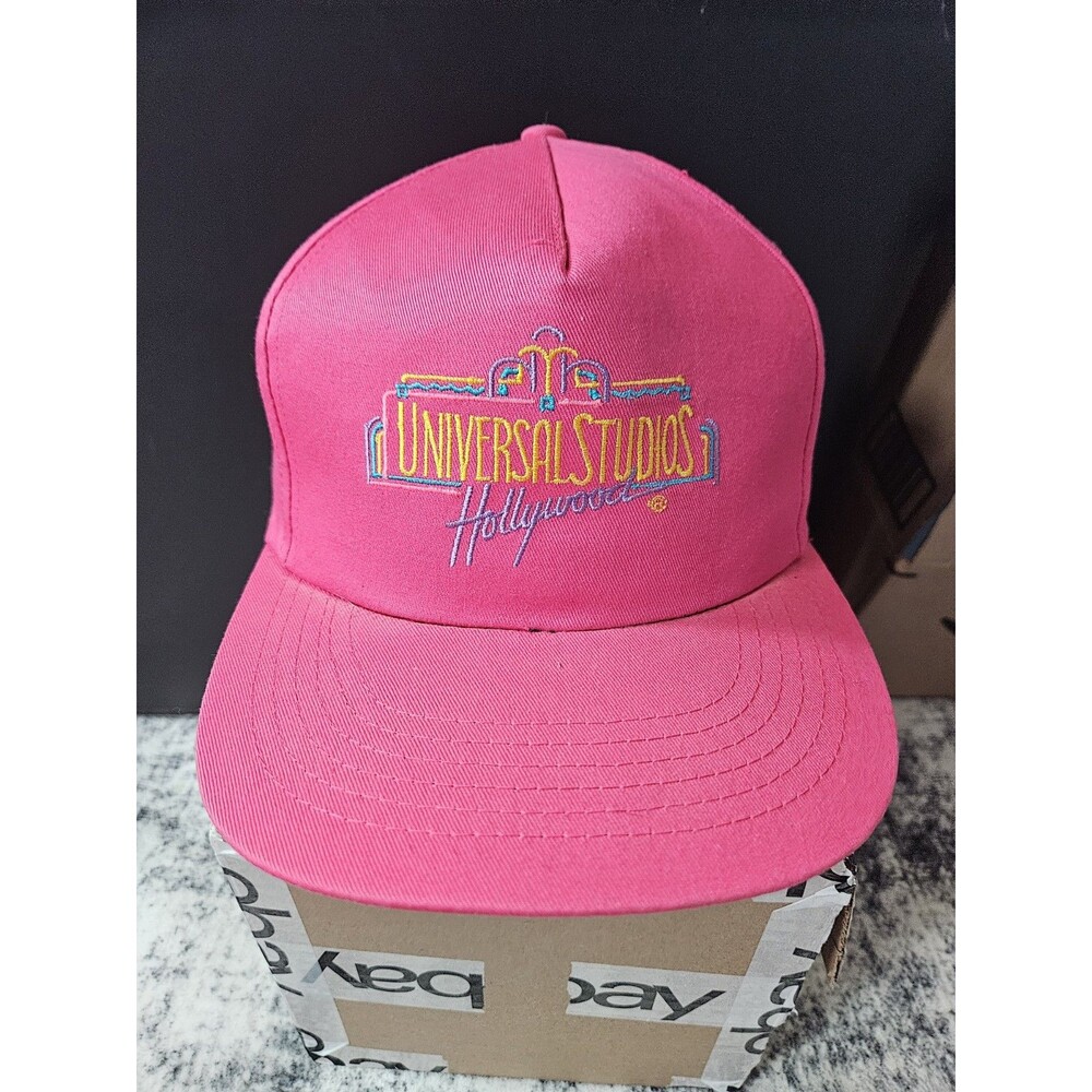 Vintage Universal Studios HOLLYWOOD Pink Marquee SnapBack Twill Hat Cap 90s